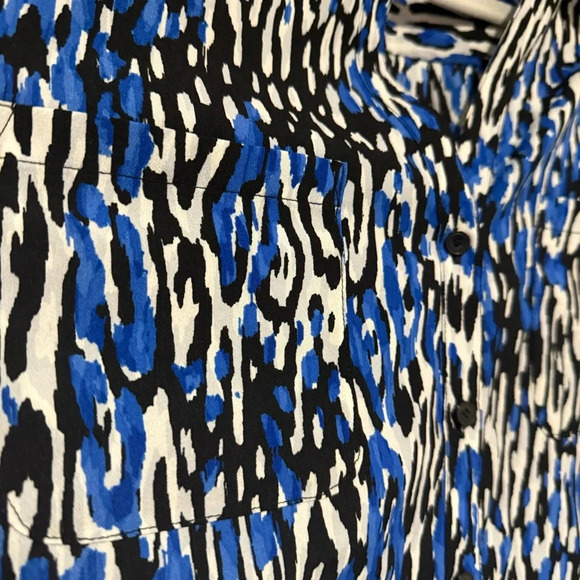 Talbots Nantucket Blue Black White Patterned Button Down Roll Tab Sleeve Large - Picture 5 of 6